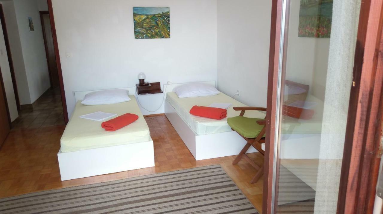 Tihana Apartments Ядраново Екстериор снимка